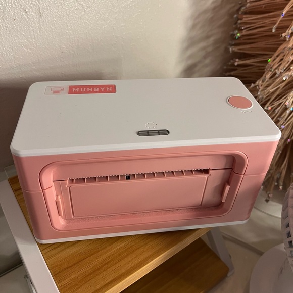 MUNBYN Shipping Label Printer Thermal Printer- Pink and White color - Picture 4 of 7